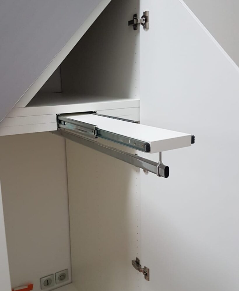 Sous escalier Willems