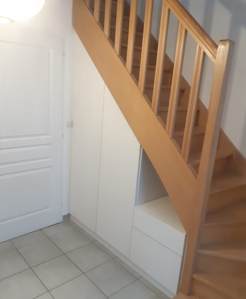 Sous escalier Calais-2