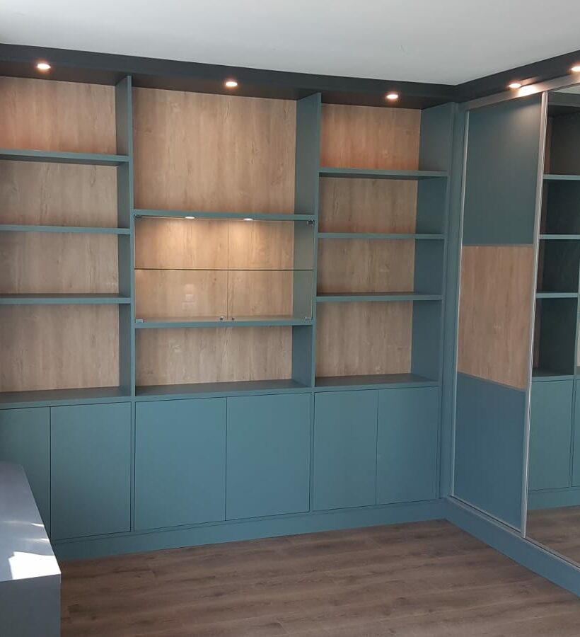 Bureau et bibliothèque Cappelle-en-Pévèle