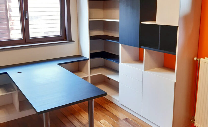 Bureau et bibliothèque Roubaix