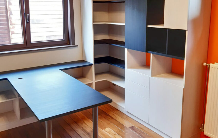 Bureau et bibliothèque Roubaix